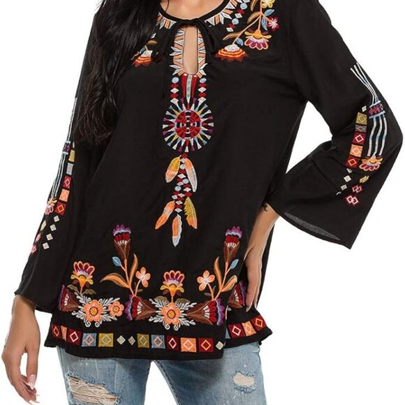 Floral Embroidered Bohemian Chic Tunic Top - Picture 4 of 4